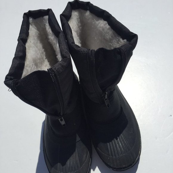 Emmevi Lord black snow boots, size 13/1 kids front zipper insulated, waterproof - Picture 3 of 7